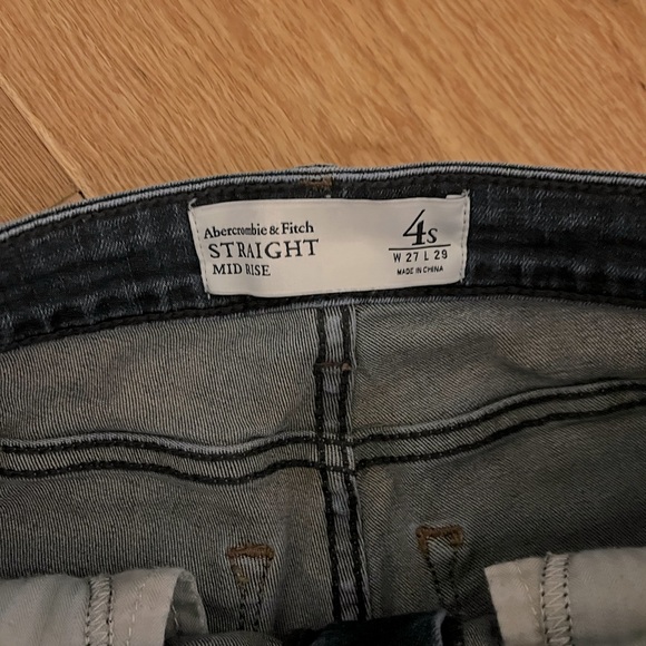 Abercrombie & Fitch straight leg mid rise fringe stretch jean size 4 short - Picture 5 of 5